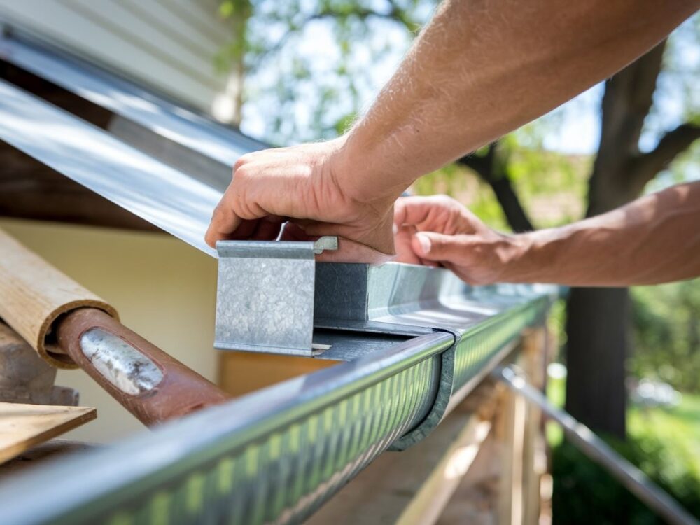 montaż rynny stalowej